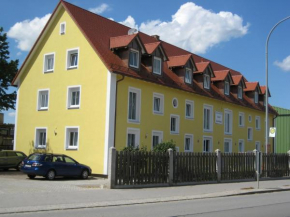 Гостиница Komfort Apartmenthaus Haslbach FGZ  Регенсбург